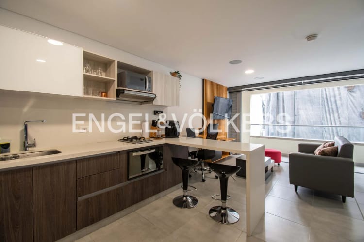 Apartamento de 1 alcoba en venta en El Poblado, Medellín, 42 m² · foto 5 de 17