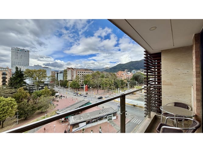 Apartamento en venta en Chapinero, Bogotá · foto 2 de 18
