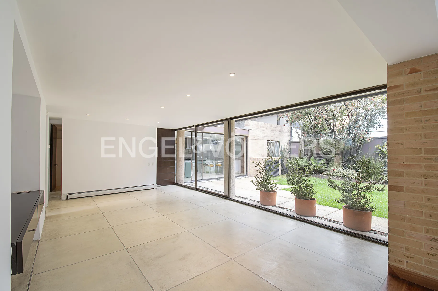 Casa en venta en Santa Ana, Bogotá · foto 3 de 19