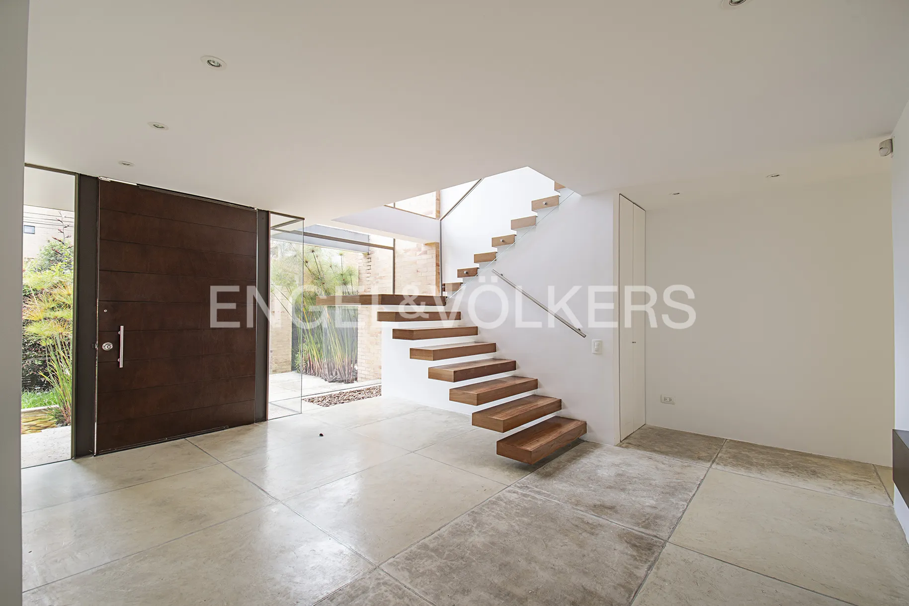 Casa en venta en Santa Ana, Bogotá · foto 2 de 19