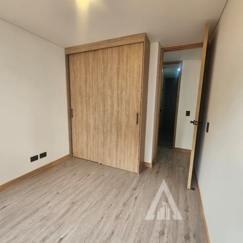 Apartamento de 2 alcobas en arriendo en Colombia, Medellín, 60 m² · foto 7 de 14