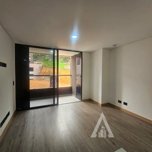 Apartamento de 2 alcobas en arriendo en Colombia, Medellín, 60 m² · foto 10 de 14