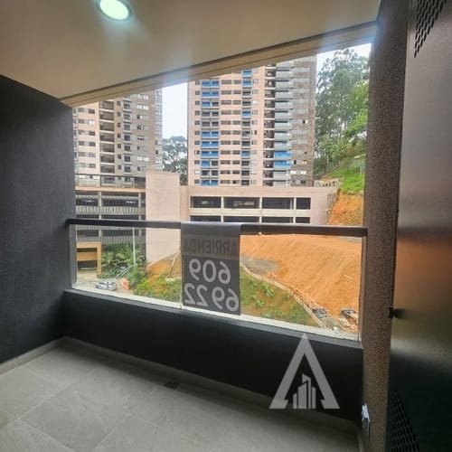 Apartamento de 2 alcobas en arriendo en Colombia, Medellín, 60 m² · foto 11 de 14