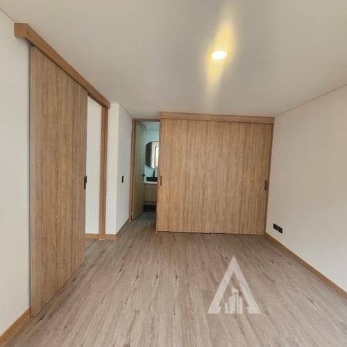 Apartamento de 2 alcobas en arriendo en Colombia, Medellín, 60 m² · foto 13 de 14
