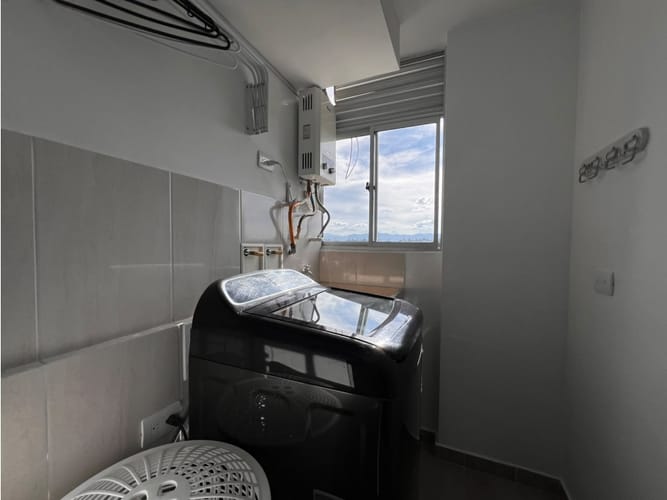 Apartamento de 3 alcobas en arriendo en Cuatro Esquinas, Rionegro, 57 m² · foto 3 de 12