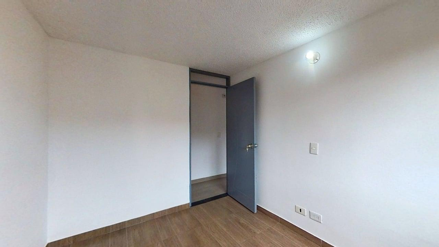 Apartamento de 3 alcobas en venta en Conjunto Residencial Boreal, Madrid, 46 m² · foto 11 de 24