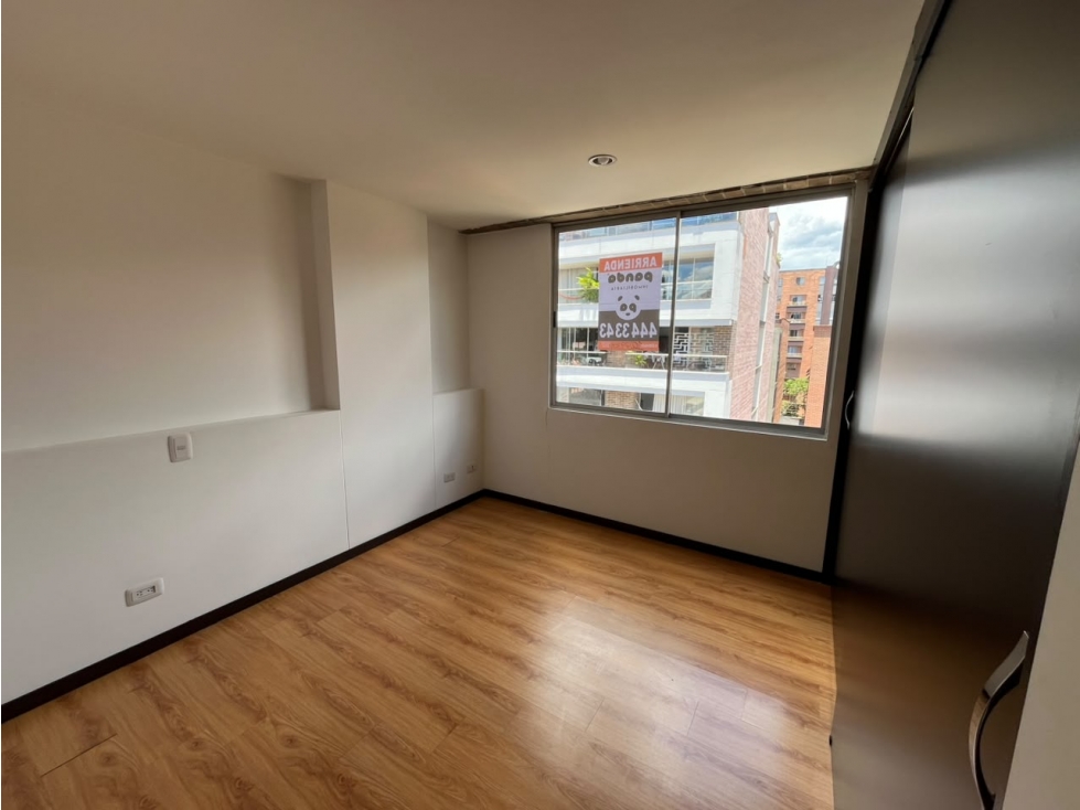Apartamento en arriendo en El Portal, Envigado · foto 6 de 17