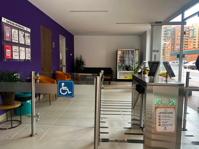 Apartamento de 3 alcobas en venta en Conjunto Residencial Boreal, Madrid, 46 m² · foto 20 de 24