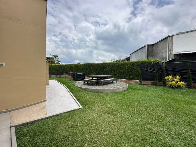 Casa de 3 alcobas en venta en Vía El Caimo, Armenia, 228 m² · foto 9 de 24