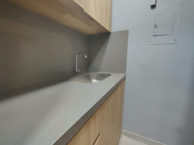 Oficina en arriendo en El Poblado, Medellín, 65 m² · foto 2 de 10
