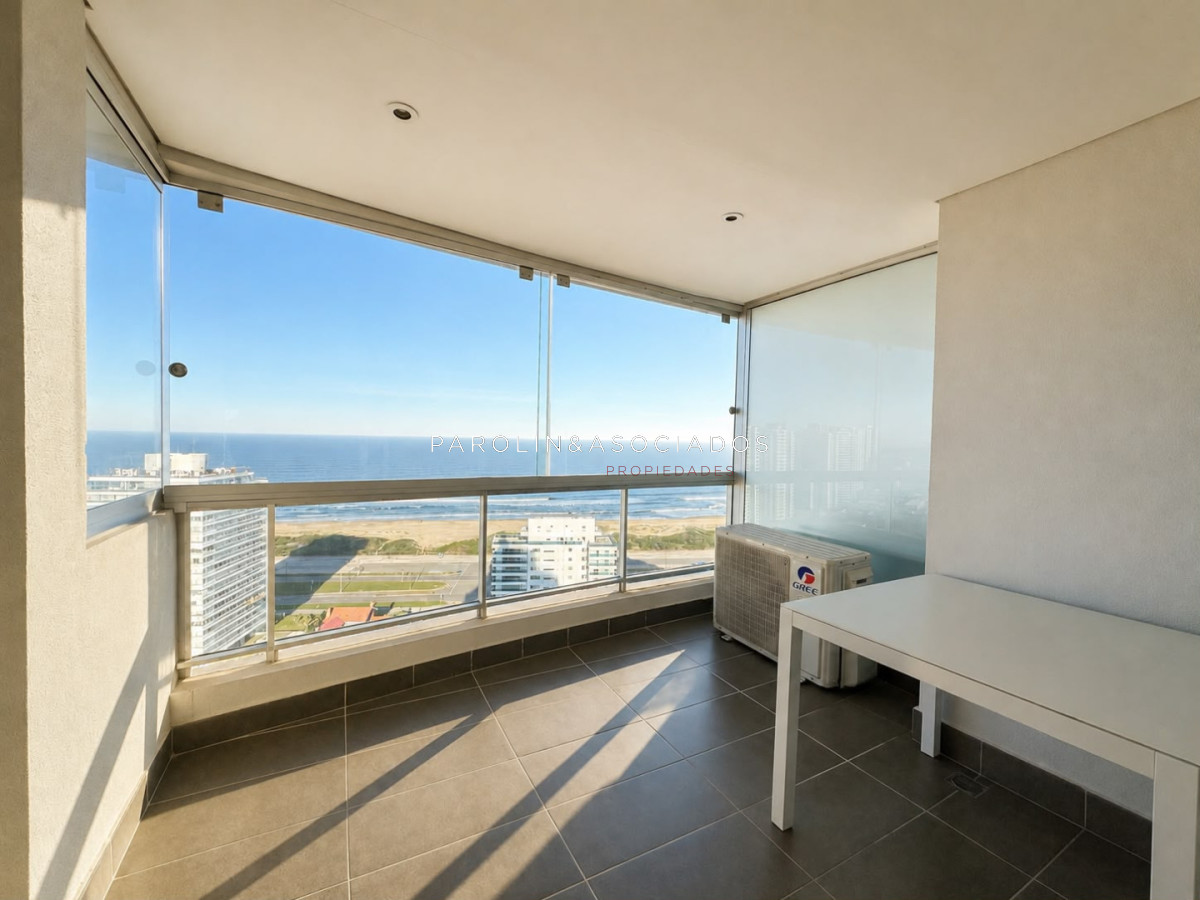Departamento en venta en Wind Tower, Oportunidad en Punta del Este