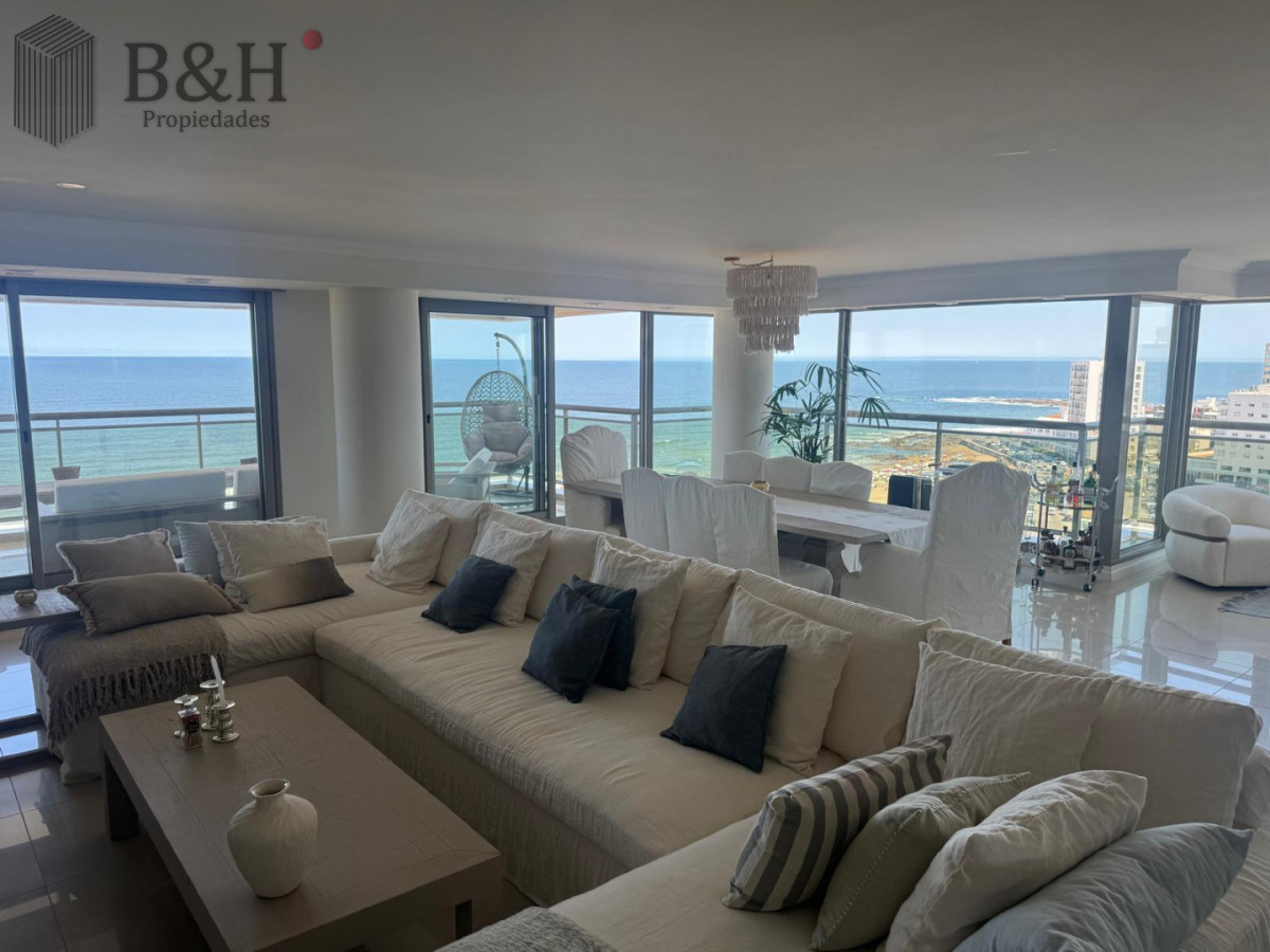 Apartamento en venta en Playa Brava