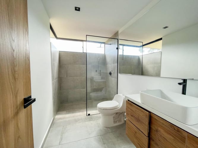 Casa de 5 alcobas en arriendo en Ruitoque, Piedecuesta, 390 m² · foto 12 de 19