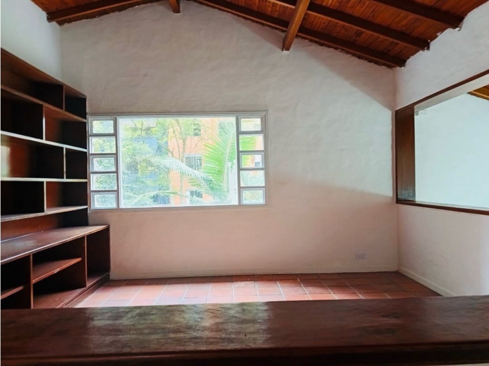 Casa en arriendo en El Poblado, Medellín · foto 4 de 16