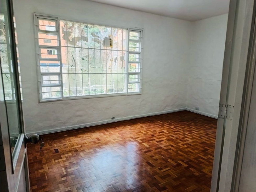 Casa en arriendo en El Poblado, Medellín · foto 7 de 16