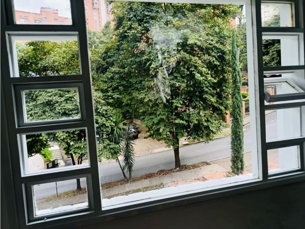 Casa en arriendo en El Poblado, Medellín · foto 13 de 16