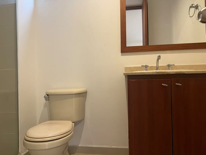 Apartamento de 3 alcobas en arriendo en La Inmaculada, Envigado, 107 m² · foto 15 de 15