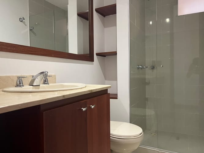Apartamento de 3 alcobas en arriendo en La Inmaculada, Envigado, 107 m² · foto 14 de 15