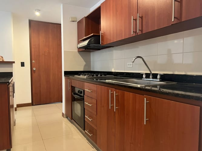 Apartamento de 3 alcobas en arriendo en La Inmaculada, Envigado, 107 m² · foto 4 de 15
