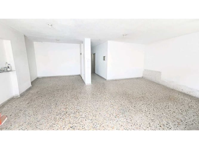 Casa de 6 alcobas en venta en Ciudad Montes, Bogotá, 147 m² · foto 3 de 14