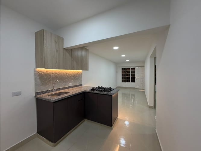 Casa de 3 alcobas en venta en La Virginia, Armenia, 60 m² · foto 10 de 11