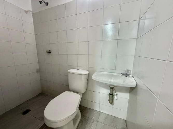 Casa de 6 alcobas en venta en Laureles, Medellín, 290 m² · foto 13 de 24