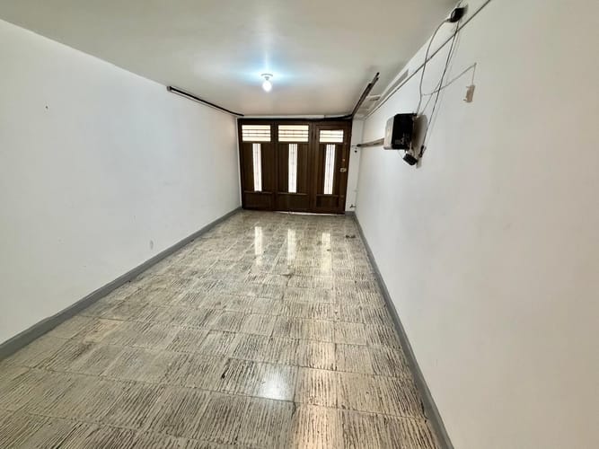 Casa de 6 alcobas en venta en Laureles, Medellín, 290 m² · foto 7 de 24