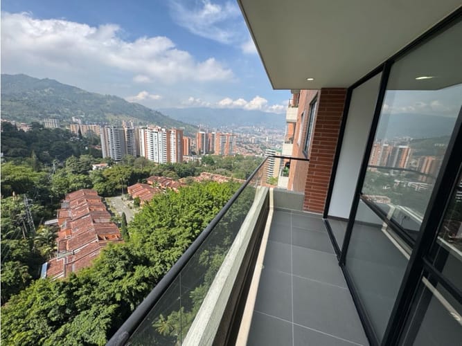 Apartamento de 2 alcobas en arriendo en Loma Del Escobero, Envigado, 88 m² · foto 9 de 22