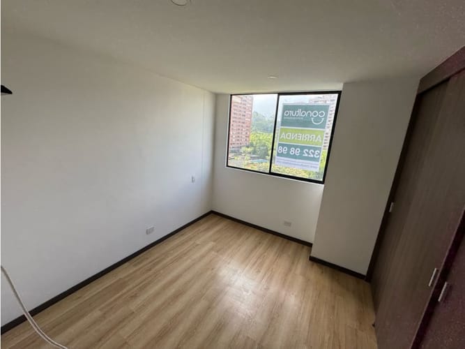 Apartamento de 2 alcobas en arriendo en Loma Del Escobero, Envigado, 88 m² · foto 10 de 22
