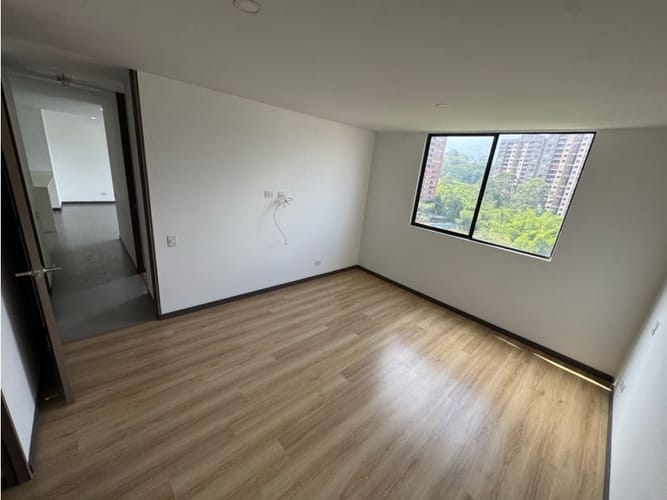 Apartamento de 2 alcobas en arriendo en Loma Del Escobero, Envigado, 88 m² · foto 15 de 22