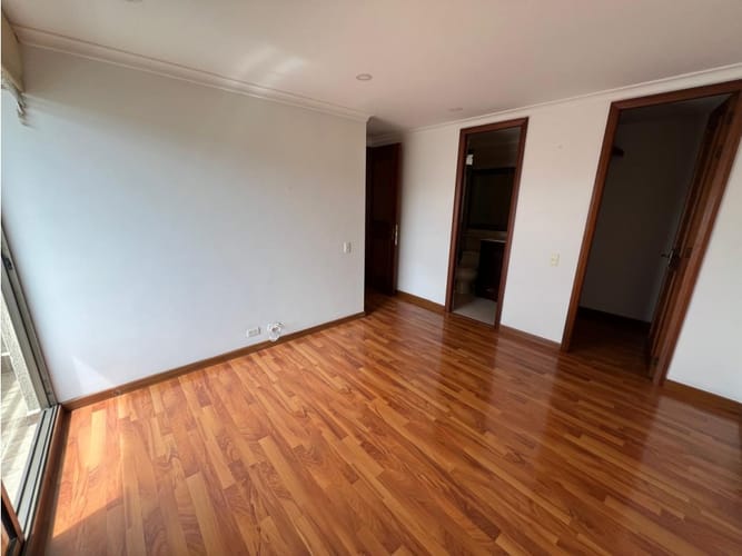 Apartamento de 3 alcobas en arriendo en Santa Maria De Los Angeles, Medellín, 132 m² · foto 15 de 24