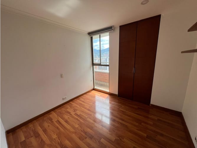 Apartamento de 3 alcobas en arriendo en Santa Maria De Los Angeles, Medellín, 132 m² · foto 19 de 24