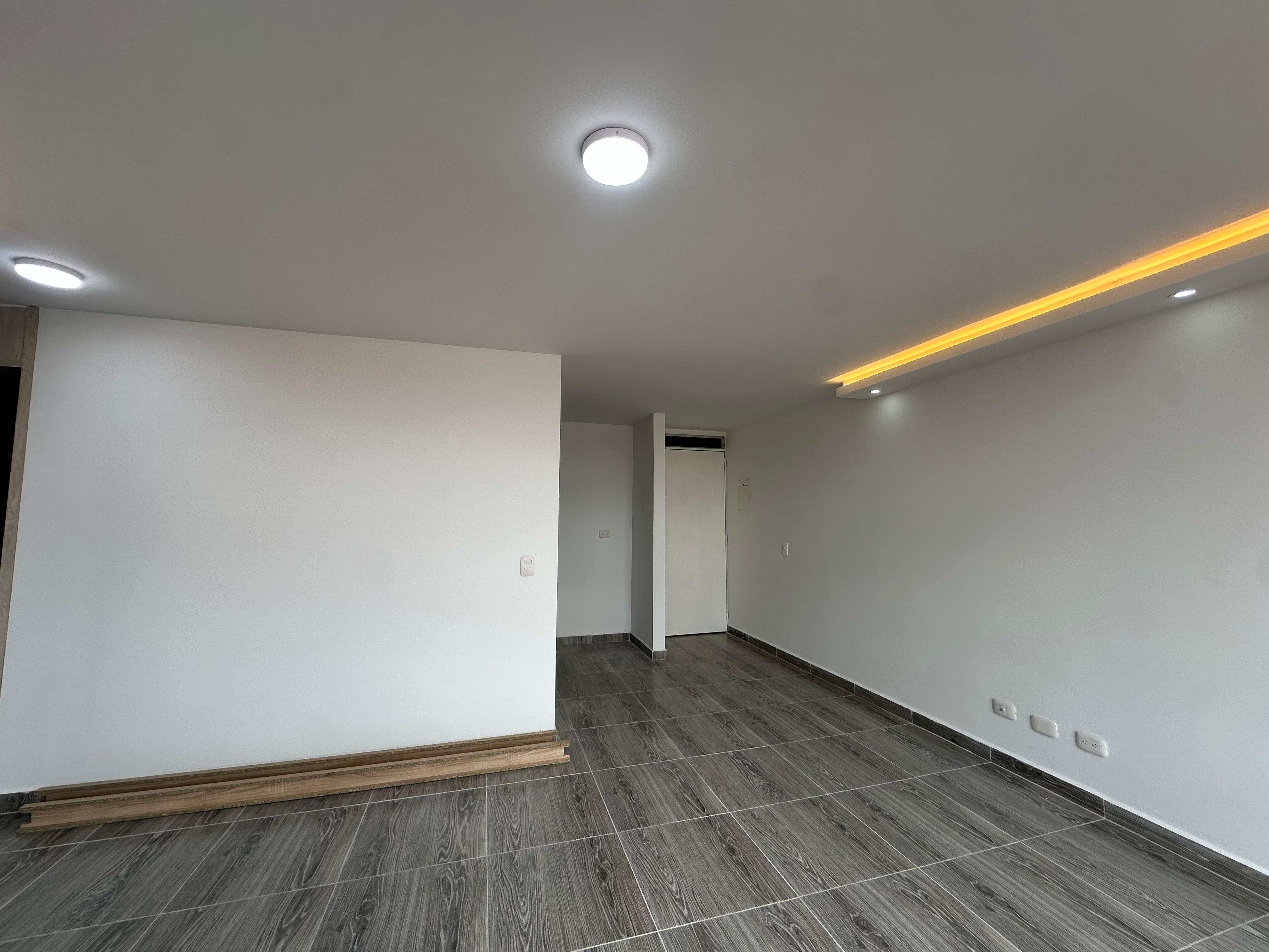 Apartamento en venta en Fontibon, Bogotá · foto 3 de 8