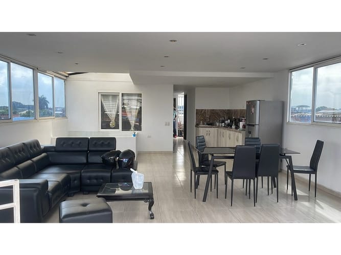 Casa de 14 alcobas en venta en Leon Xiii, Cali, 421 m² · foto 5 de 16