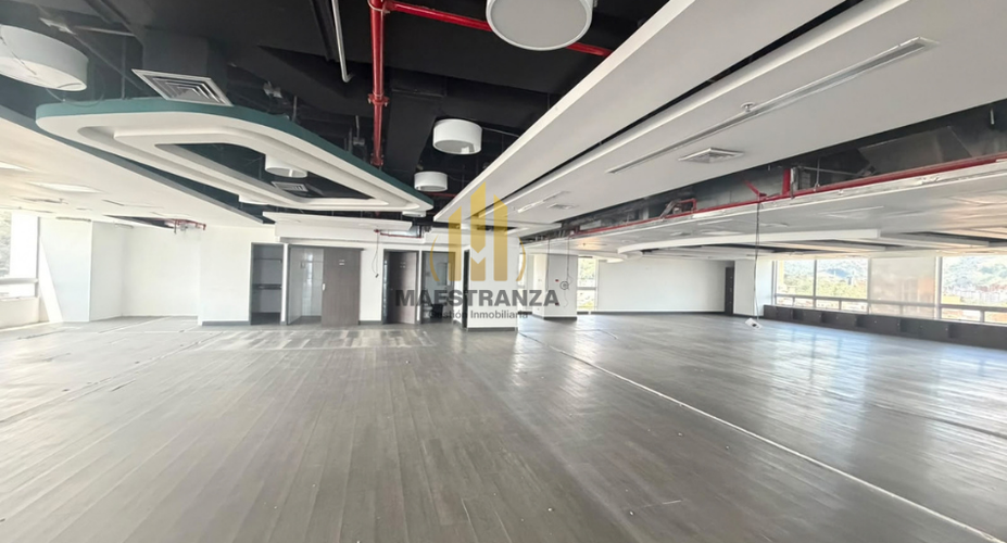 Oficina en arriendo en Belén, Medellín, 986 m² · foto 3 de 24