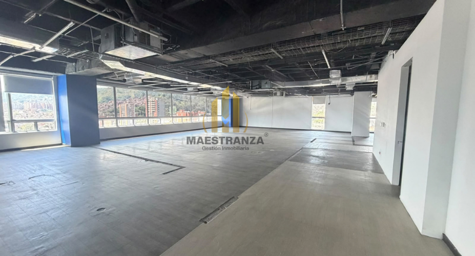 Oficina en arriendo en Belén, Medellín, 986 m² · foto 12 de 24