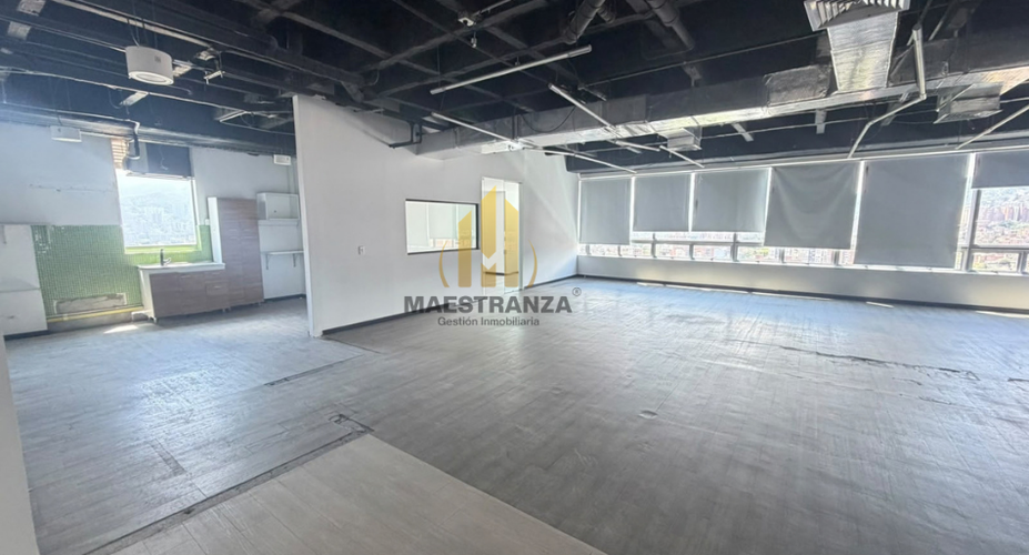 Oficina en arriendo en Belén, Medellín, 986 m² · foto 13 de 24