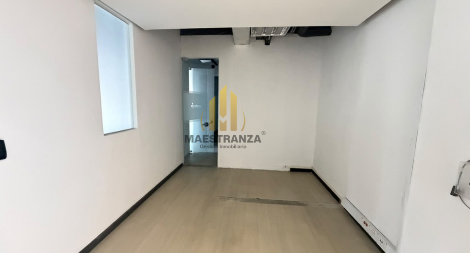 Oficina en arriendo en Belén, Medellín, 986 m² · foto 17 de 24