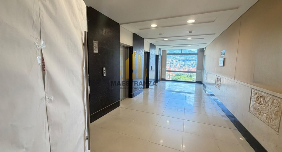 Oficina en arriendo en Belén, Medellín, 986 m² · foto 20 de 24