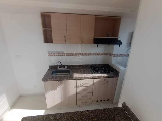Apartamento de 3 alcobas en venta en Alarcon, Bucaramanga, 73 m² · foto 4 de 18