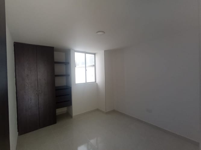 Apartamento de 3 alcobas en venta en Alarcon, Bucaramanga, 73 m² · foto 7 de 18