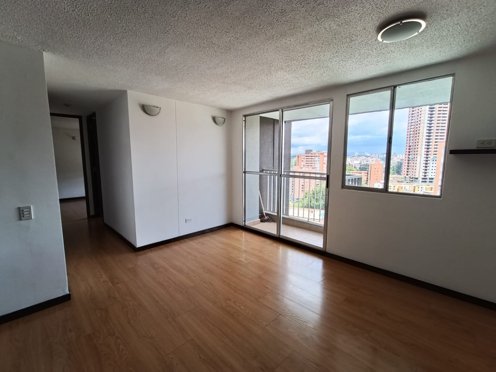 Apartamento en arriendo en Los Colegios, Rionegro · foto 5 de 12