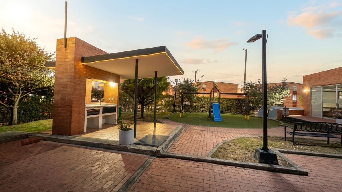 Apartamento en venta en Engativá, Bogotá · foto 2 de 17