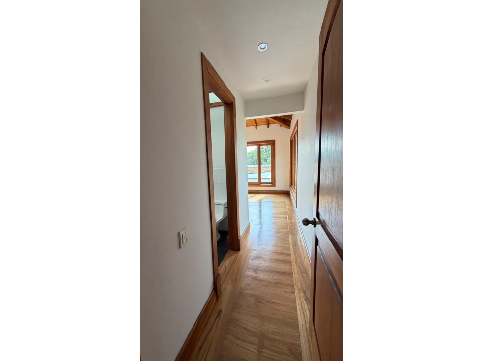 Casa en arriendo en Loma Del Chocho, Medellín · foto 9 de 24
