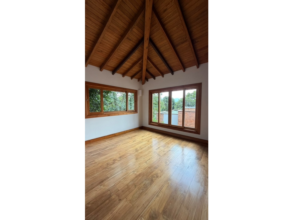 Casa en arriendo en Loma Del Chocho, Medellín · foto 18 de 24