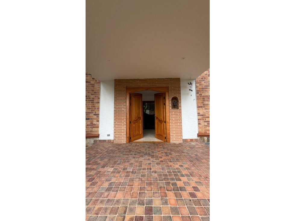 Casa en arriendo en Loma Del Chocho, Medellín · foto 21 de 24