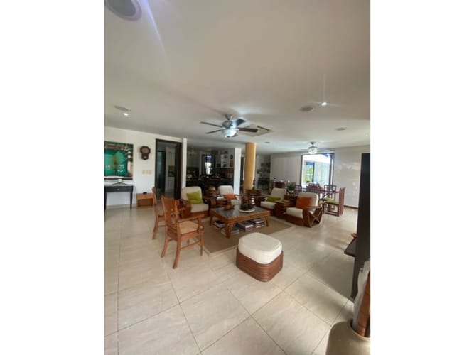 Casa de 4 alcobas en venta en Barcelona De Indias, Cartagena, 385 m² · foto 3 de 24