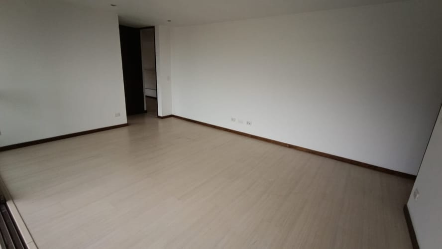 Apartamento de 2 alcobas en arriendo en Los Balsos, Medellín, 87 m² · foto 4 de 18
