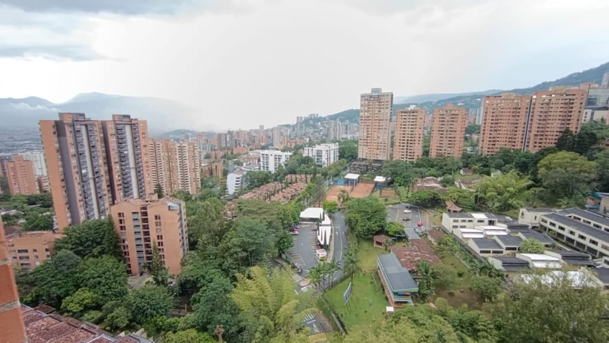 Apartamento de 2 alcobas en arriendo en Los Balsos, Medellín, 87 m² · foto 15 de 18