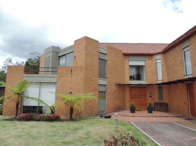 Casa de 4 alcobas en venta en San Simón, Bogotá, 1250 m² · foto 2 de 15